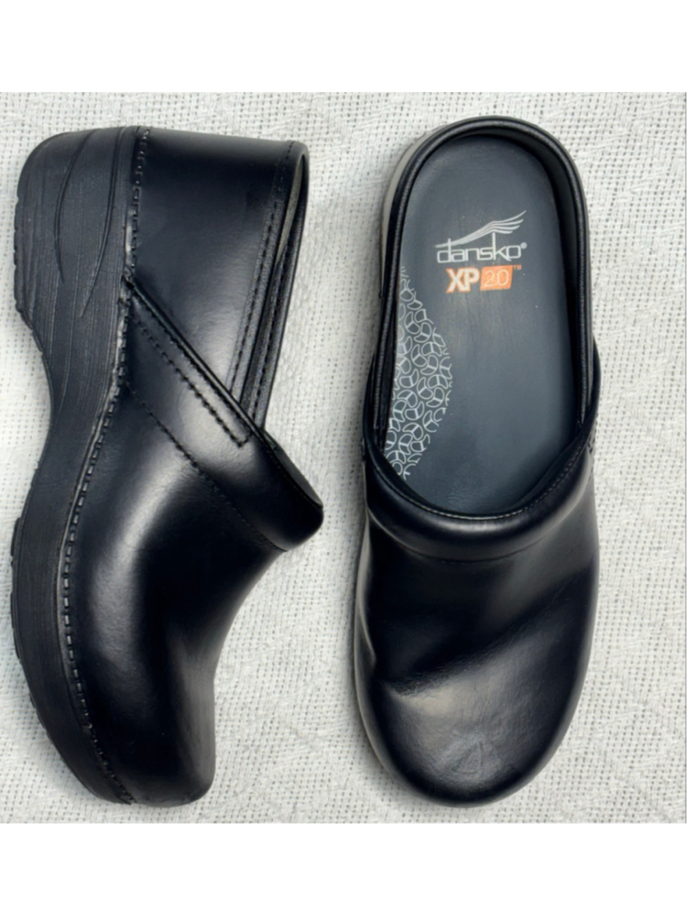 Dansko XP 2.0 Black Leather Professional Clogs Women's Size 37 (6.5-7) GUC